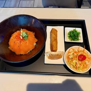 LS Salmon Bowl