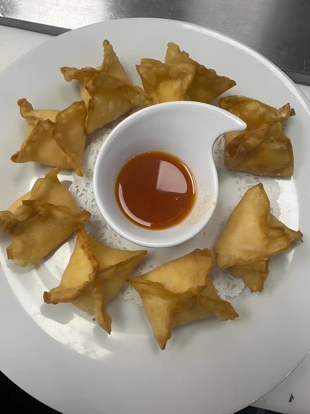 Krab Rangoon (8 PC).